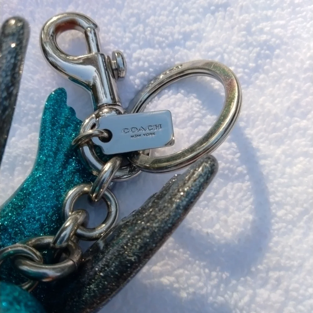 Very Rare Coach Teal Bird Glitter Resin Bag Charm Style #21395 - Picture 6 of 10